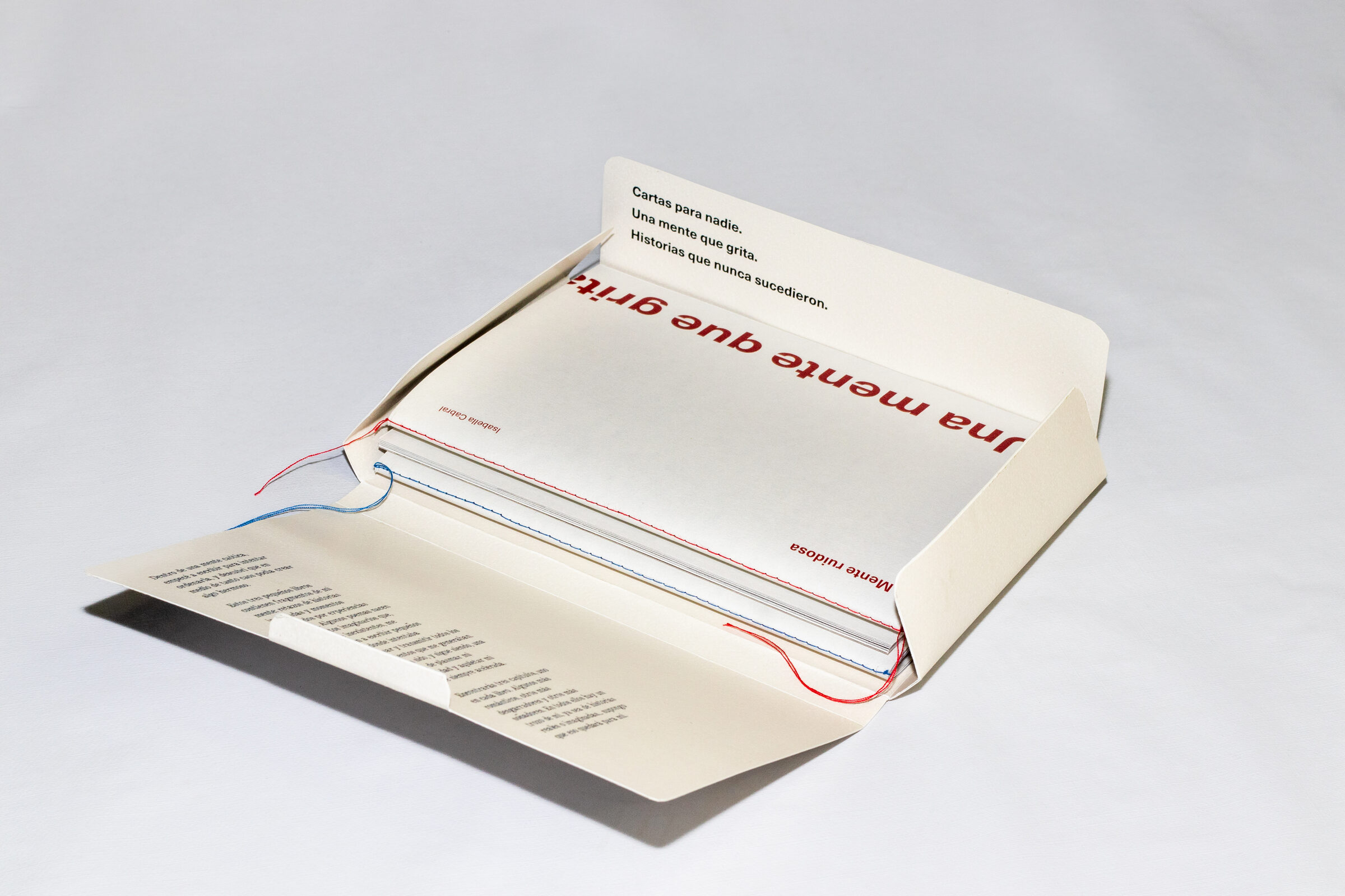 Mente Ruidosa — the three-volume collection open